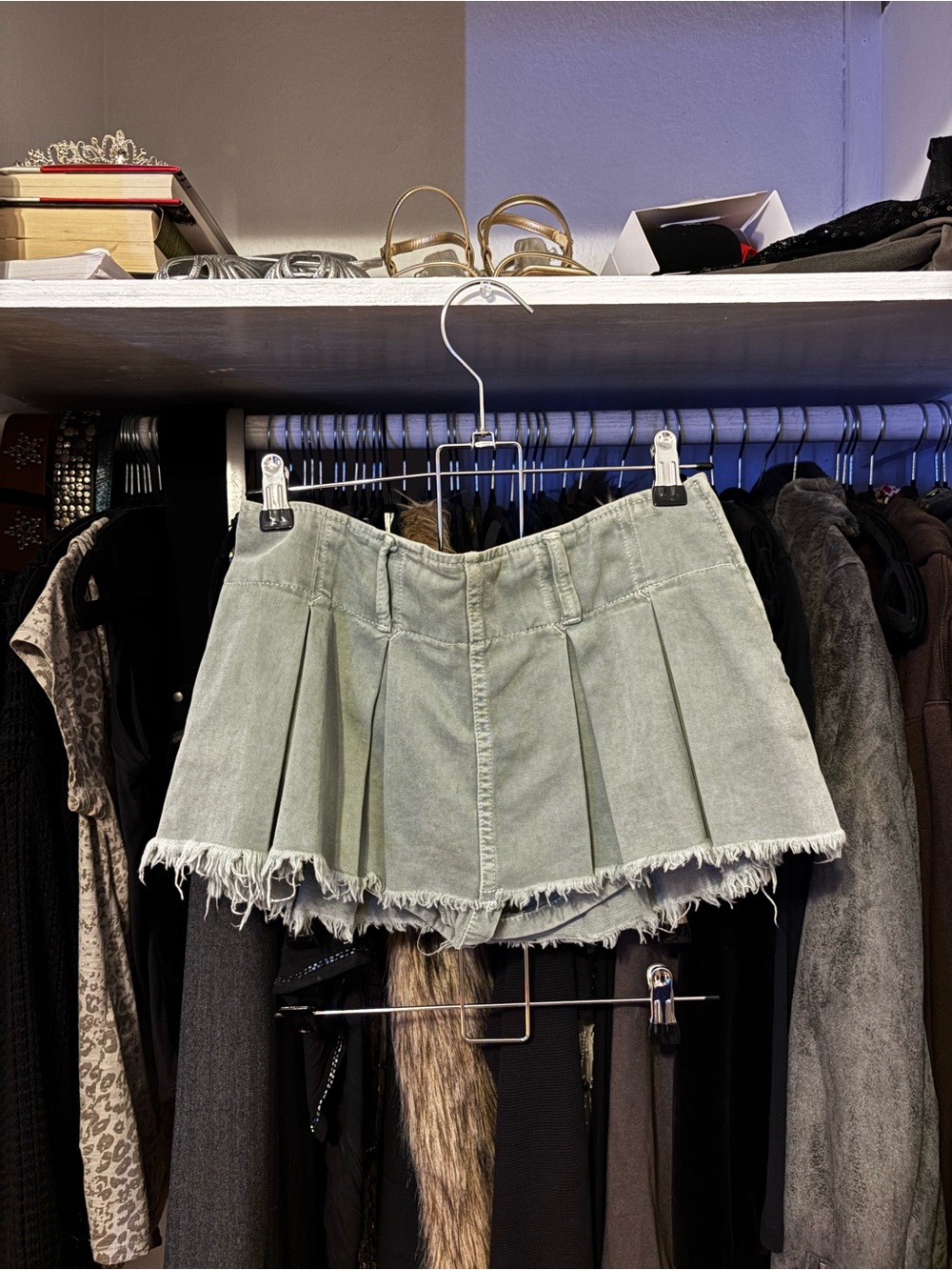 Pleated Frayed Hem Mini Skirt - Sage Green